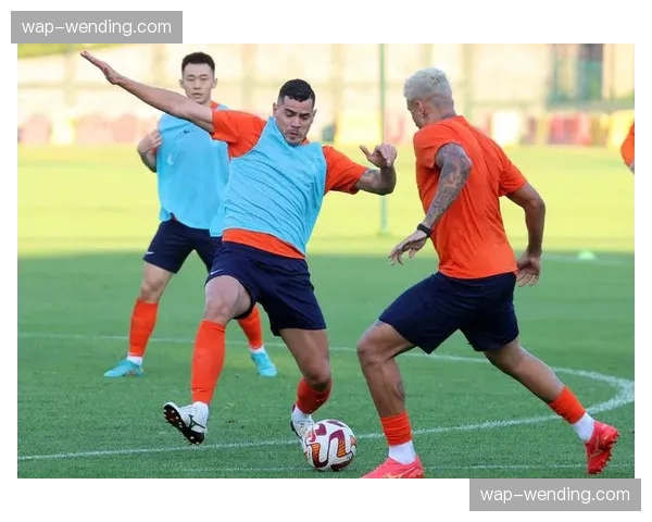 马赛换帅后阿巴多纳多临时带队 阵容齐整度成德比战关键因素 马赛换帅后阿巴多纳多临时带队 阵容齐整度成德比战关键因素